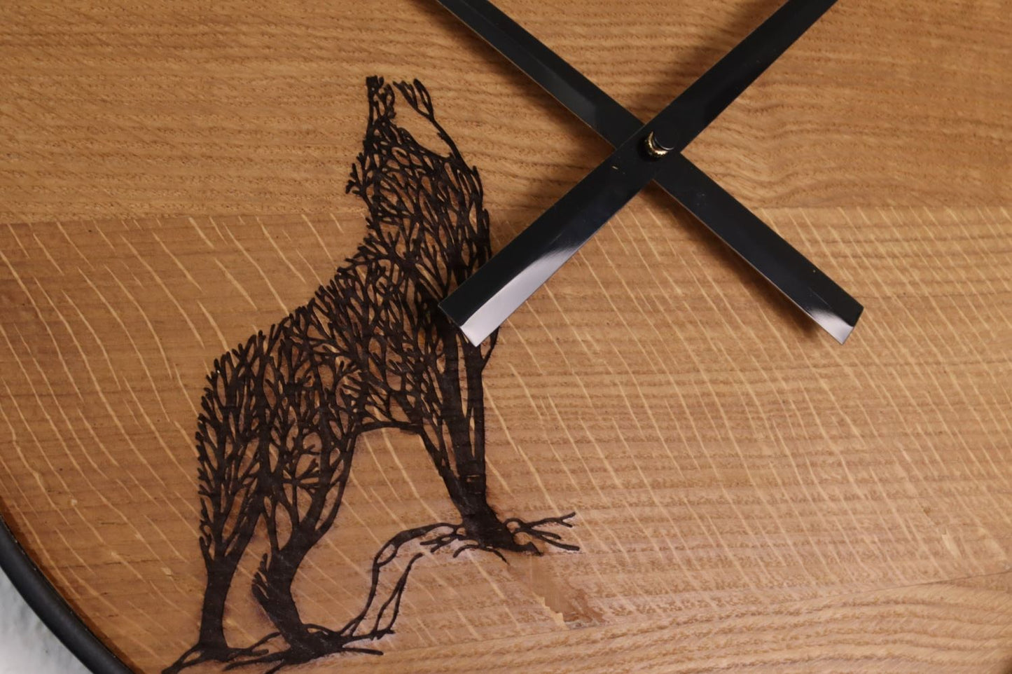 Wanduhr Rund | Klein 35 cm | Eiche mit Gravur | Holz & Metall
