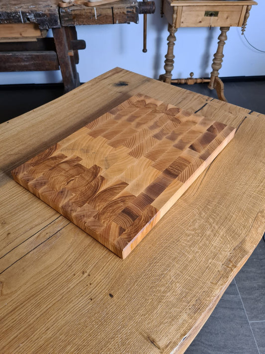 Schneidbrett / Servierbrett / Eiche Hirnholz geölt