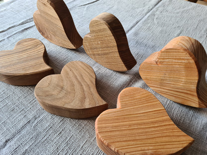 Herz aus Holz Esche/Eiche oder Lärche