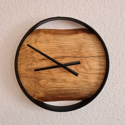 Wanduhr Eiche | Holz & Metall | Rund | Klein 35 cm