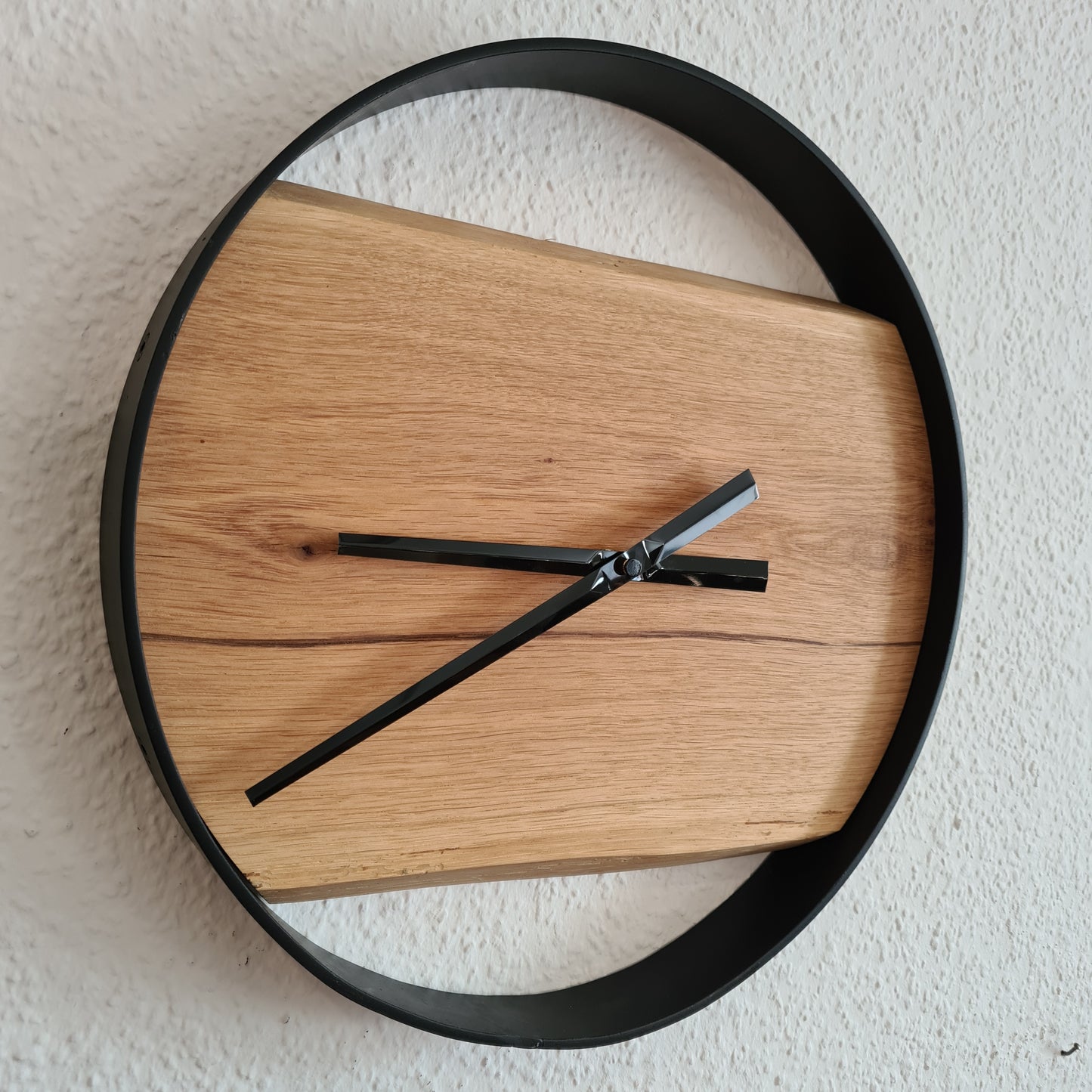 Wanduhr Eiche | Holz & Metall | Rund | Klein 35 cm
