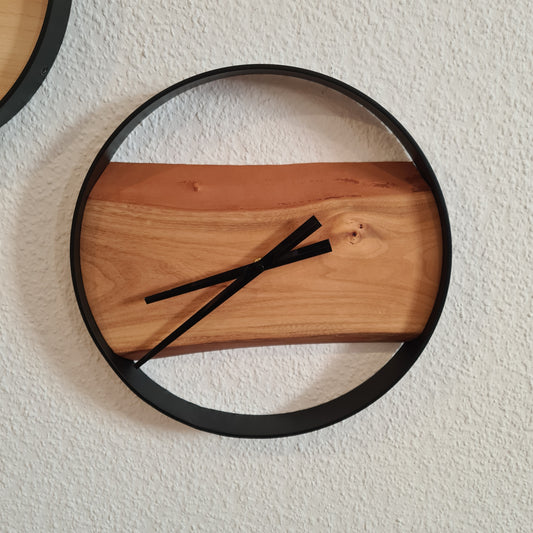Wanduhr Rüster | Holz & Metall | Rund | Klein 35 cm